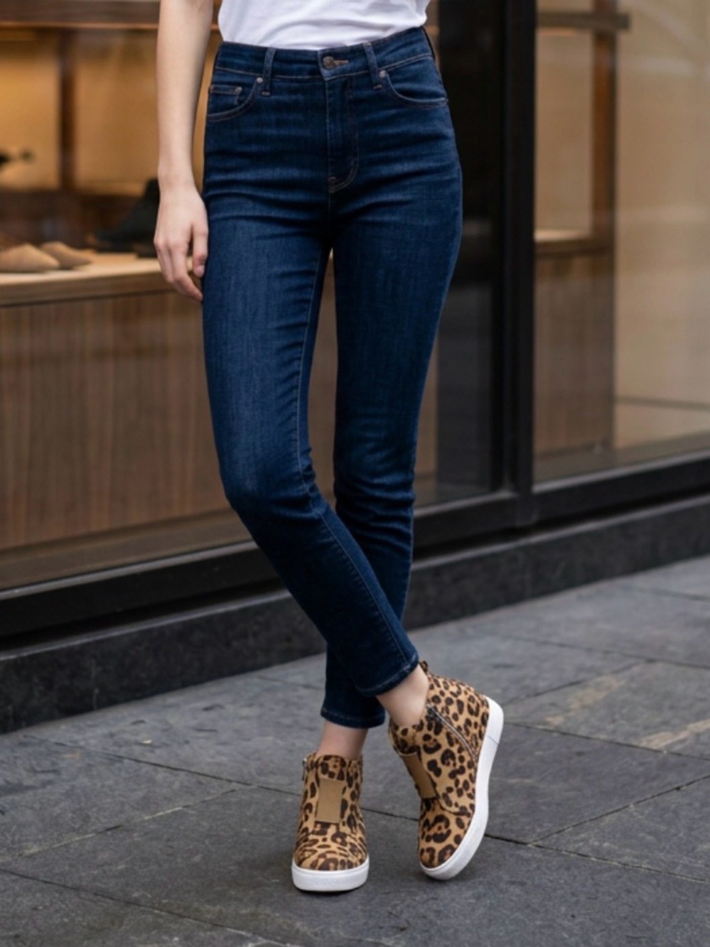 Leopard Print High Top Sneakers Slip-On Side Zip
Elastic Casual Shoes